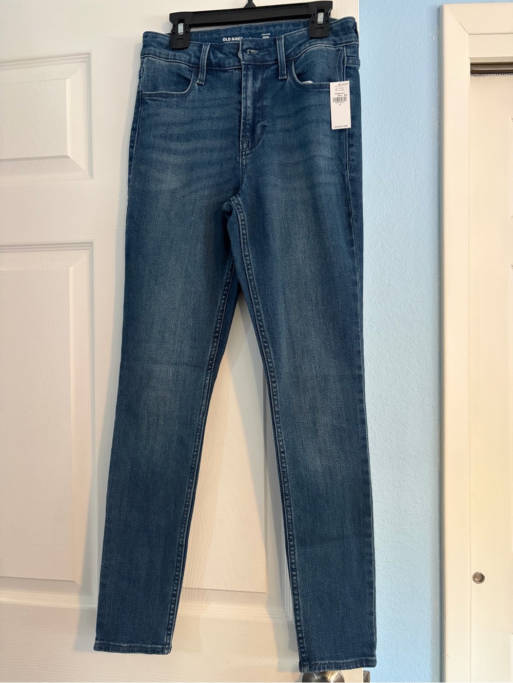 Old Navy Women's Medium Blue Skinny Jeans